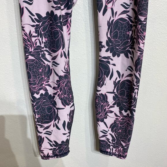 Fabletics Illustrative Peony Define PowerHold High-Waisted 7/8 Leggings Sz L - Picture 4 of 12